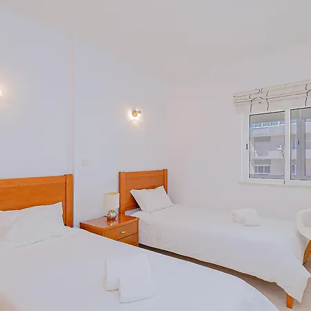 Frente Sim T3 By Hsrentals Quarteira