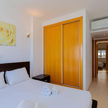 Frente Sim T3 By Hsrentals شقة