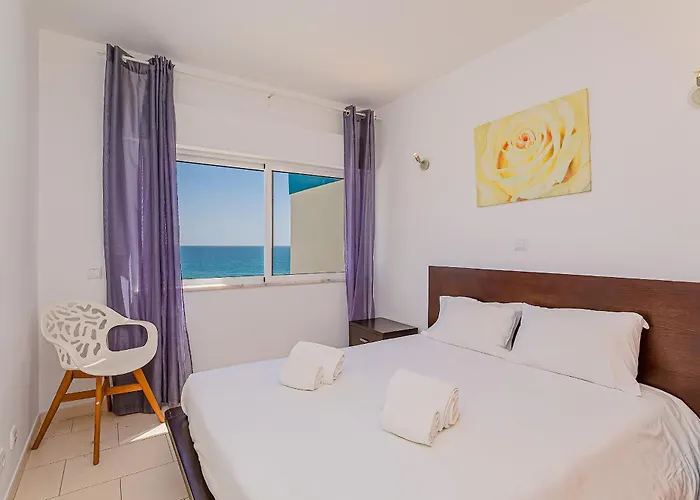 Frente Sim T3 By Hsrentals Quarteira